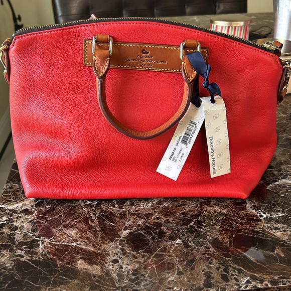 Dooney & Bourke Red Satchel purse - Picture 2 of 5